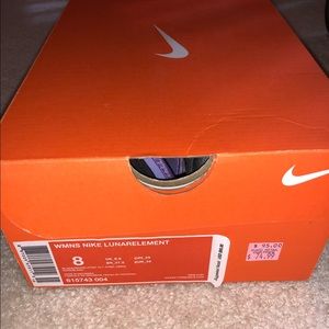 Women’s Nike shoes